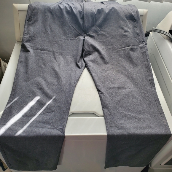 Under Armour Pants | Mens Under Armour Tech Golf Pants. GRAY. 38x32. | Color: Gray | Size: 38 | Xxmcgovernxx's Closet